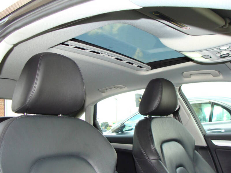 2015 Audi A4 2.0T quattro Premium Plus