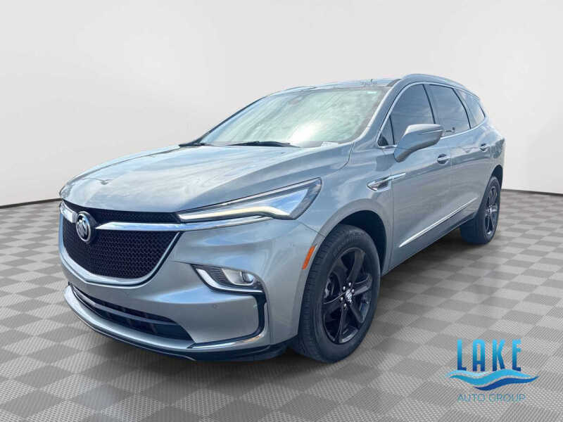 2023 Buick Enclave Essence