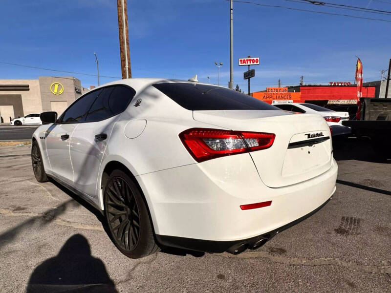 2017 Maserati Ghibli