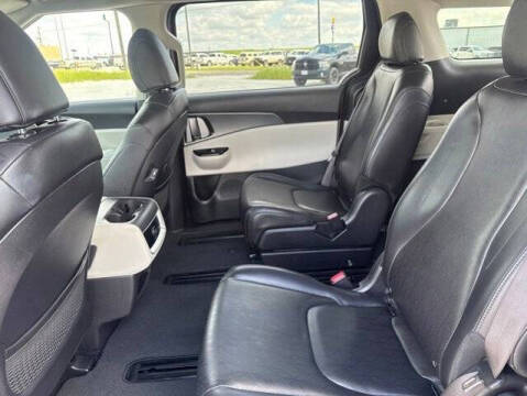 2023 Kia Carnival