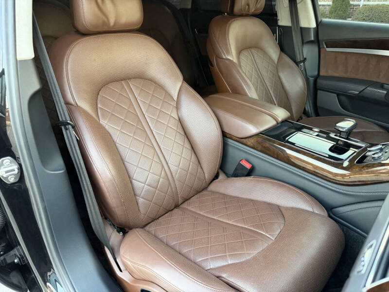 2015 Audi S8 4.0T quattro