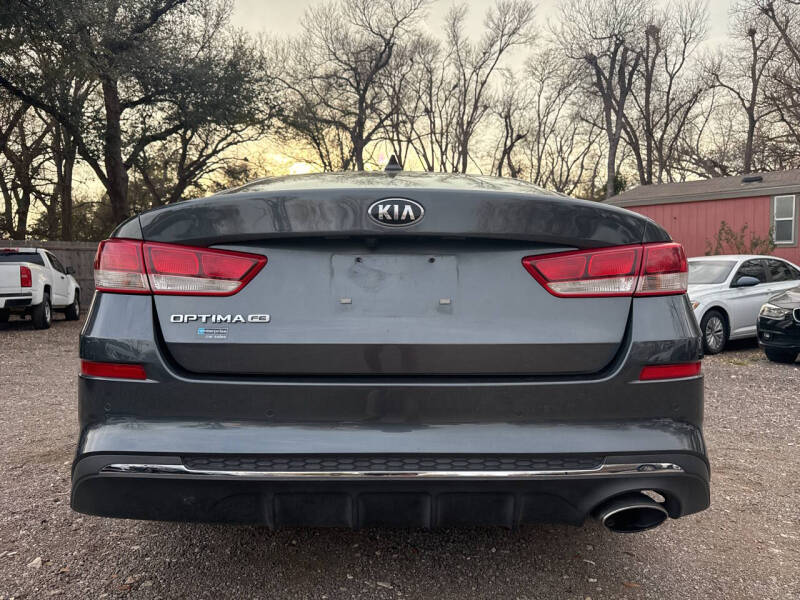 2020 Kia Optima LX