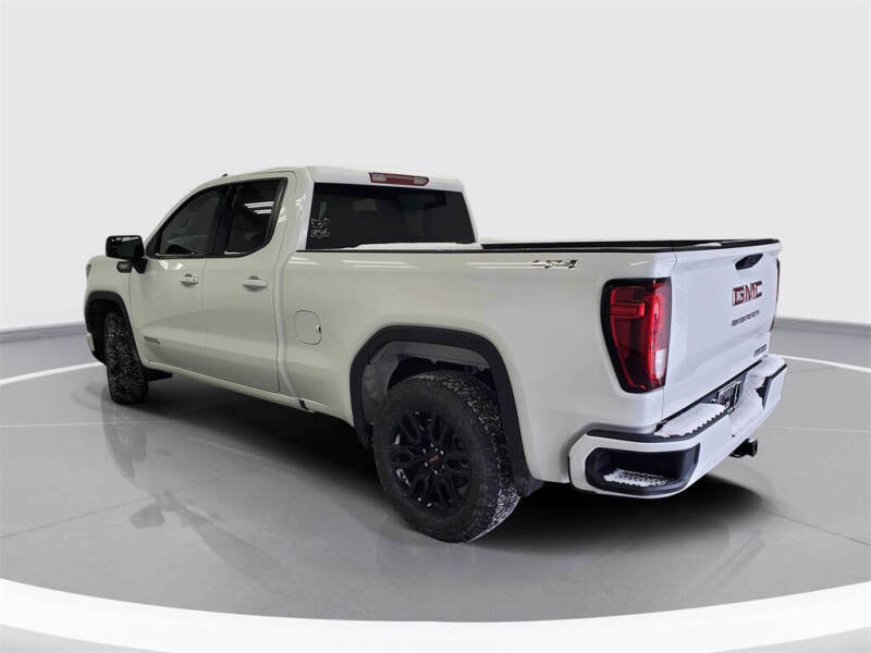 2026 GMC Sierra 1500 Elevation Standard