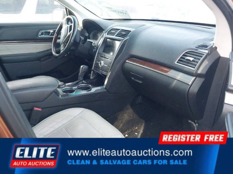 2017 Ford Explorer Platinum