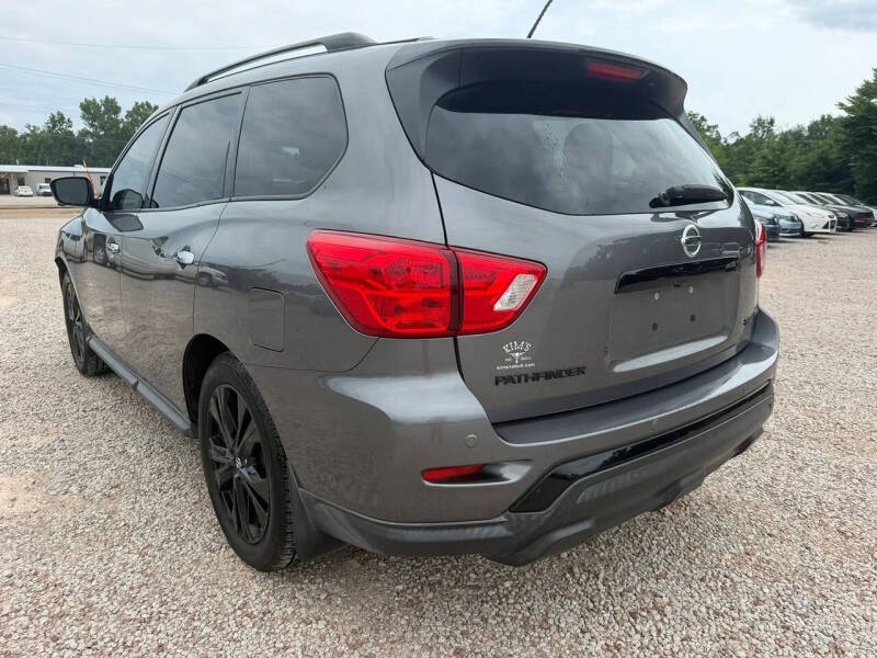 2018 Nissan Pathfinder SL