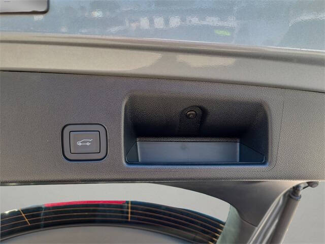 2026 Chevrolet Equinox EV LT 2