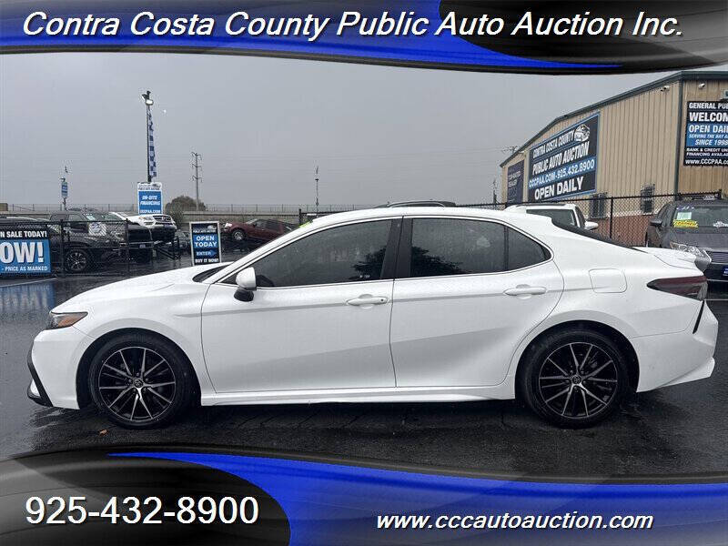 2021 Toyota Camry SE