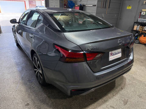 2020 Nissan Altima 2.5 Platinum