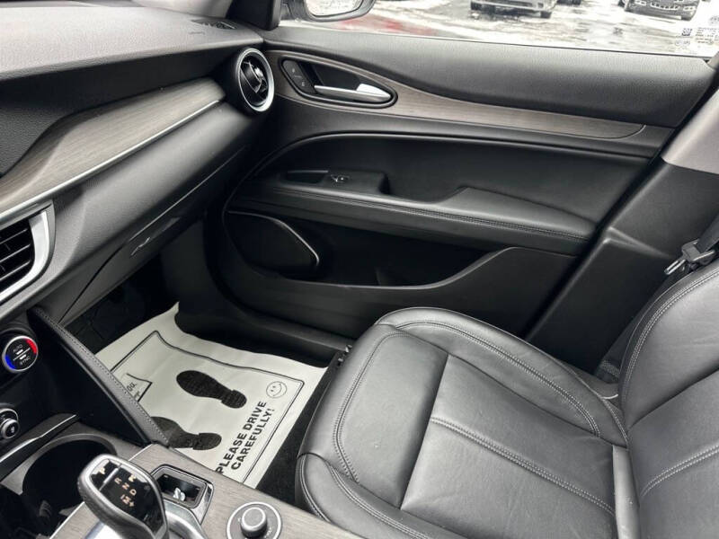 2021 Alfa Romeo Stelvio Ti