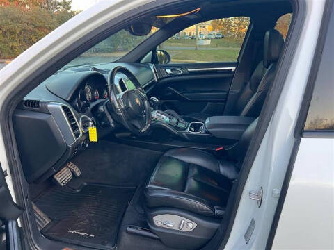 2012 Porsche Cayenne S Hybrid