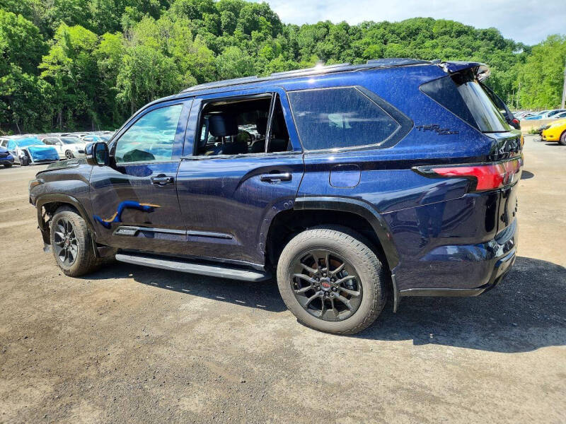 2024 Toyota Sequoia Platinum