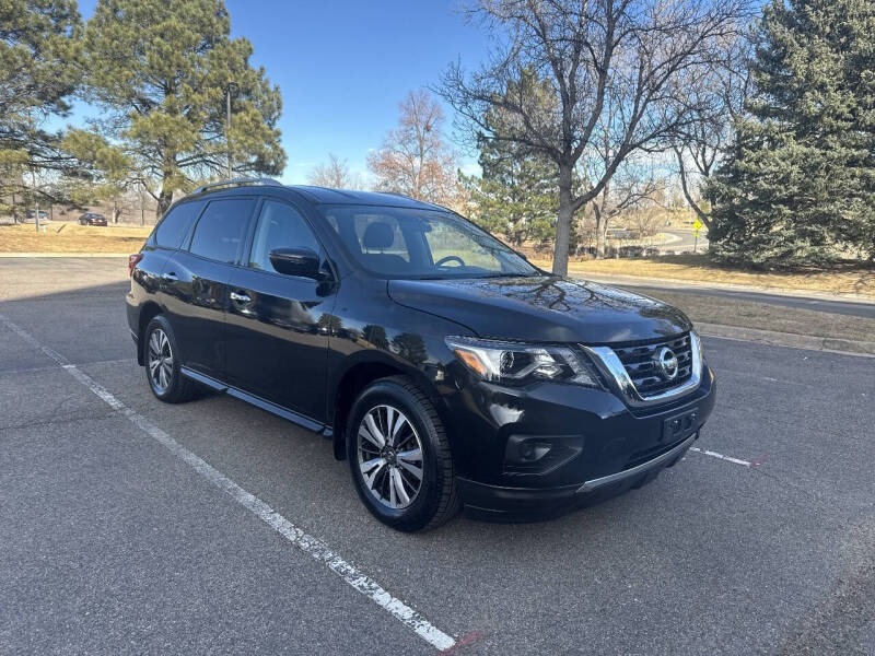 2017 Nissan Pathfinder S