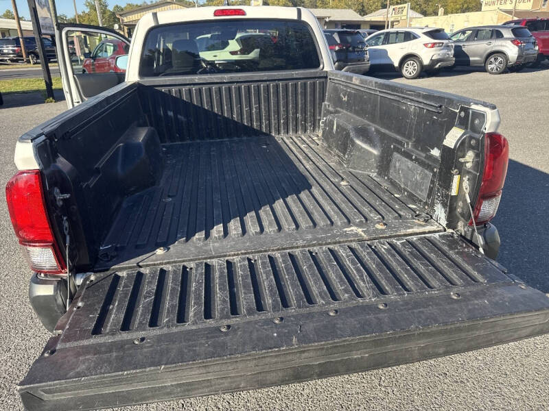 2019 Toyota Tacoma SR