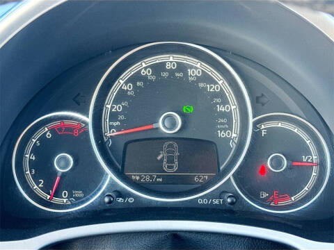 2019 Volkswagen Beetle 2.0T SE