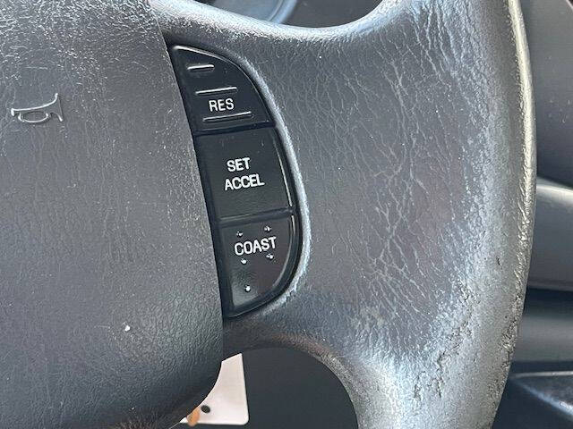 2006 Ford E-Series E-350 SD