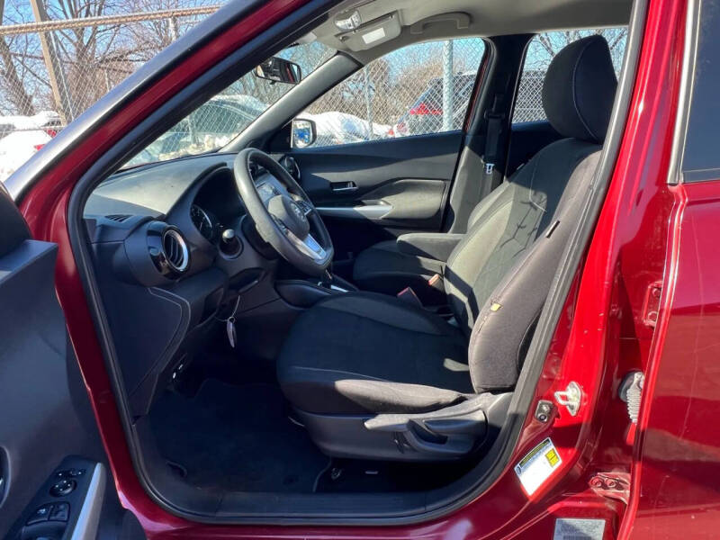 2020 Nissan Kicks SV