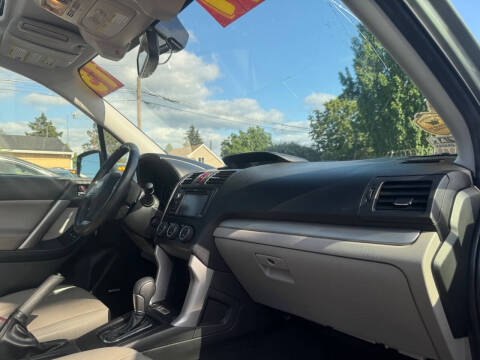 2015 Subaru Forester 2.5i Touring