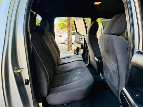 2017 Toyota Tacoma TRD Sport