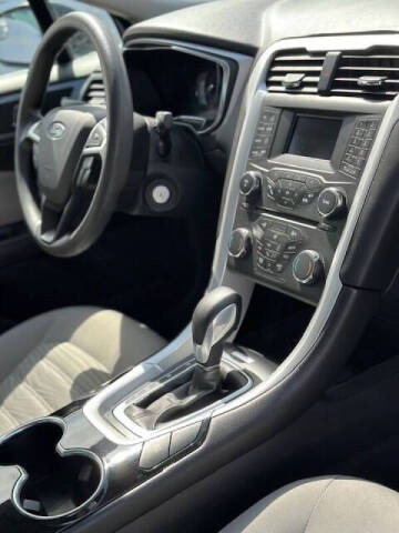 2016 Ford Fusion Hybrid S