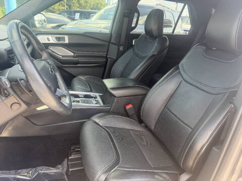 2020 Ford Explorer ST