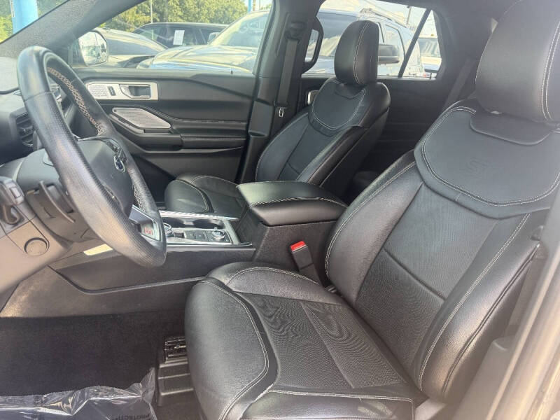 2020 Ford Explorer ST