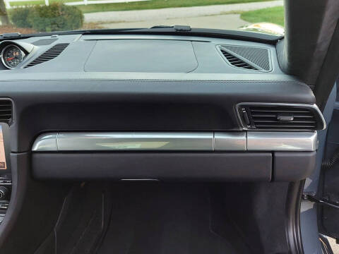 2017 Porsche 911 Carrera 4S