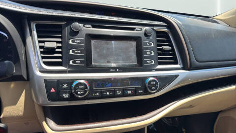 2015 Toyota Highlander LE Plus
