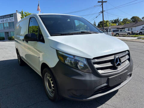 2017 Mercedes-Benz Metris Worker Cargo
