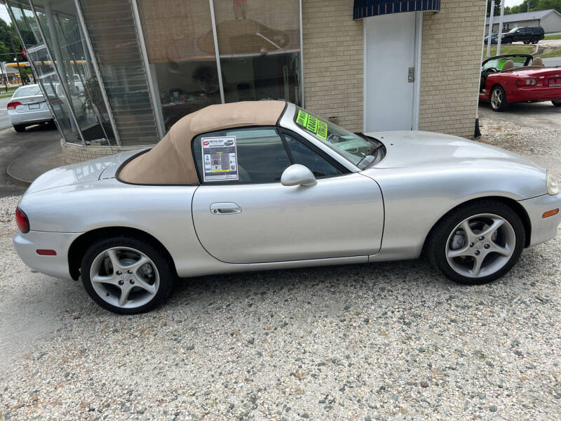 2001 Mazda MX-5 LS photo 4