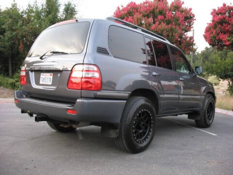 2004 Toyota Land Cruiser