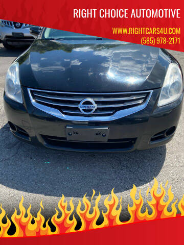 2012 Nissan Altima for sale at Right Choice Automotive in Rochester NY