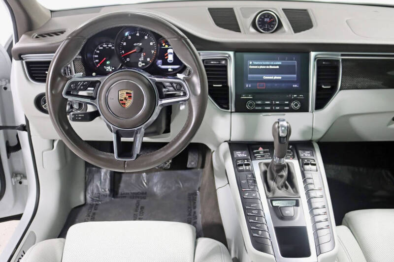 2018 Porsche Macan GTS