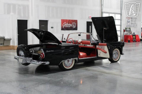 1956 Ford Thunderbird