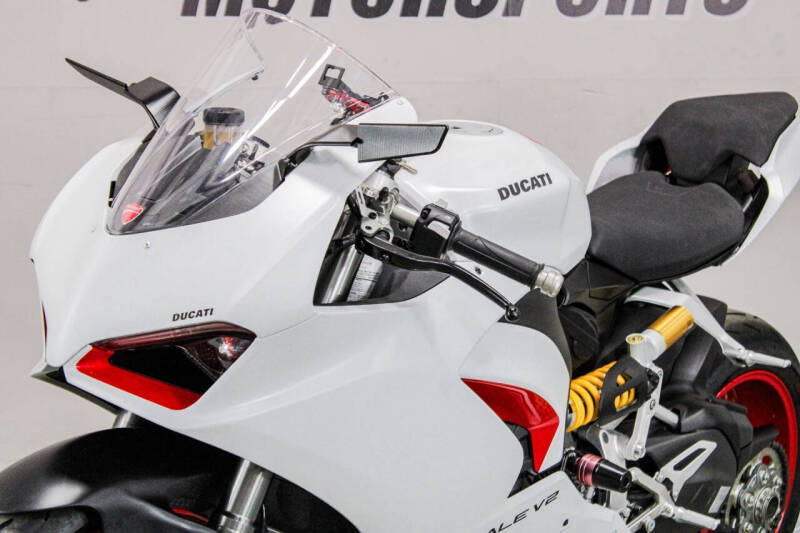 2021 Ducati Panigale V2
