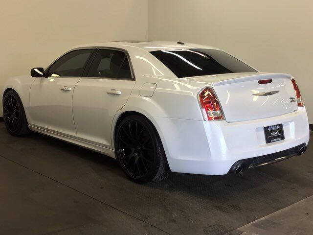 2012 Chrysler 300 SRT8