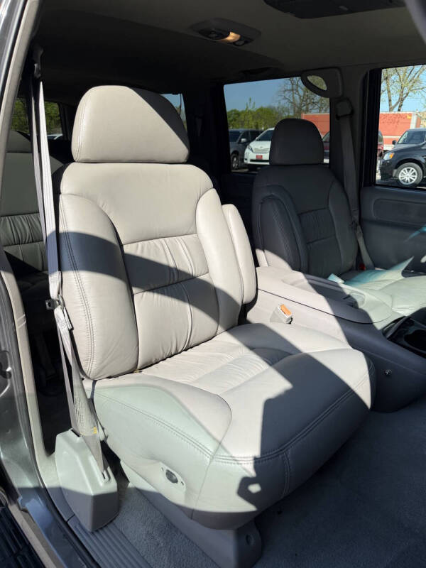 1999 Chevrolet Suburban C1500 LS