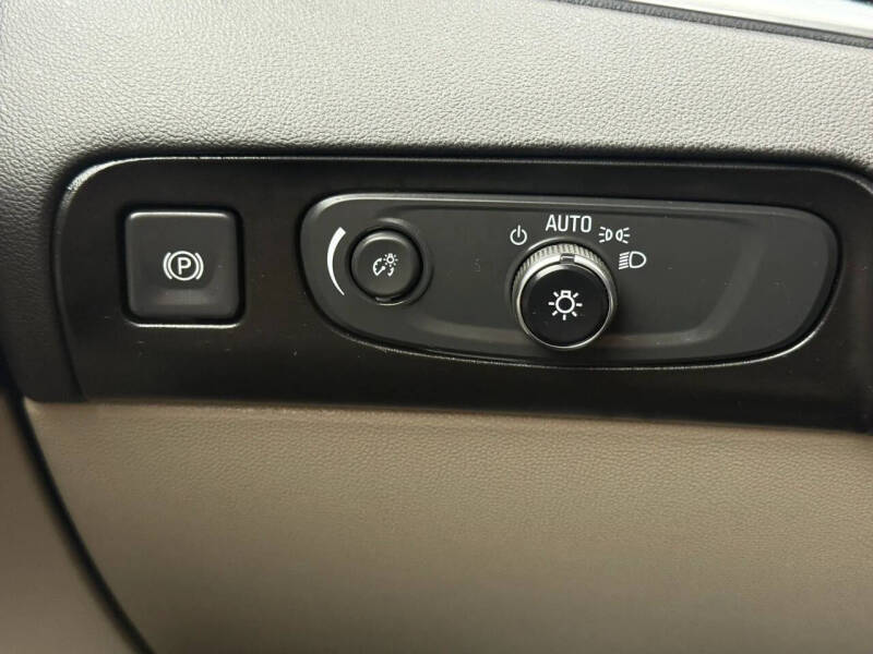 2021 Buick Enclave Essence