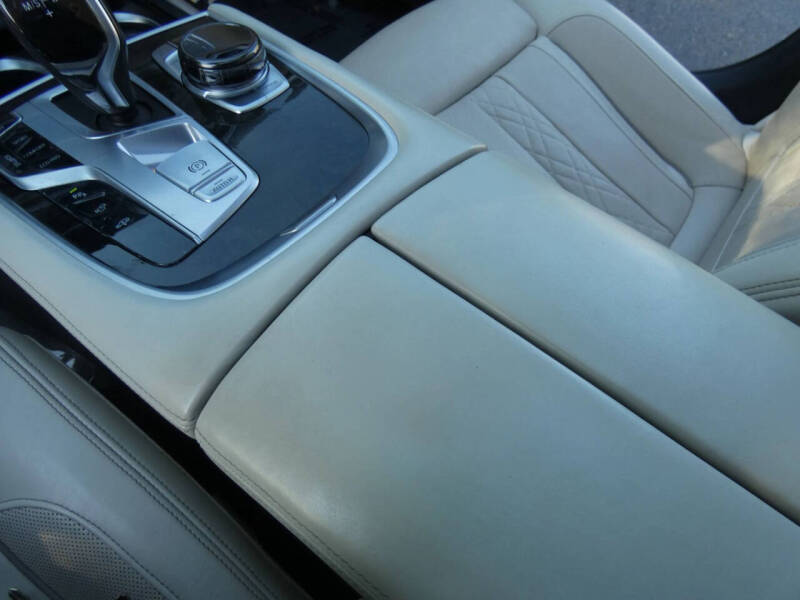 2016 BMW 7 Series 750i xDrive