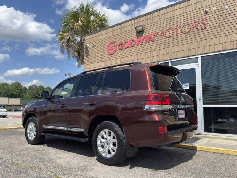 2019 Toyota Land Cruiser