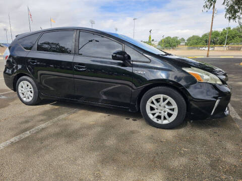 2012 Toyota Prius v Five