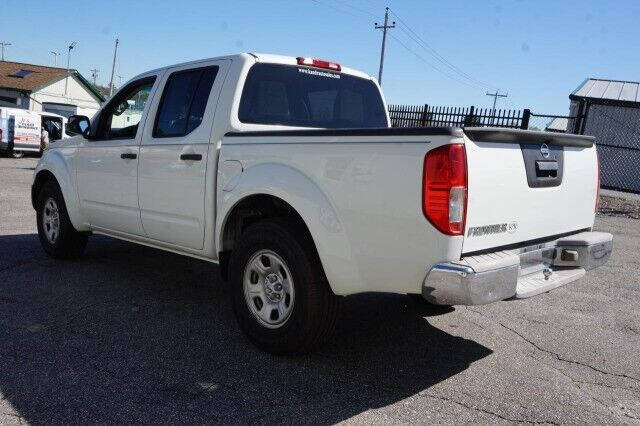 2015 Nissan Frontier S