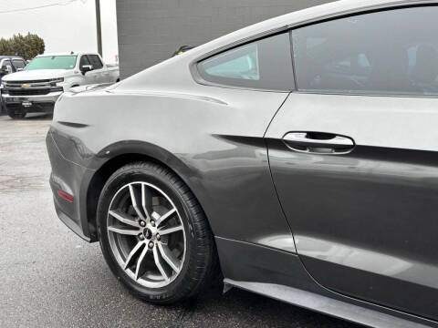 2016 Ford Mustang EcoBoost Premium