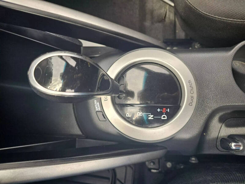 2017 Hyundai Veloster Value Edition