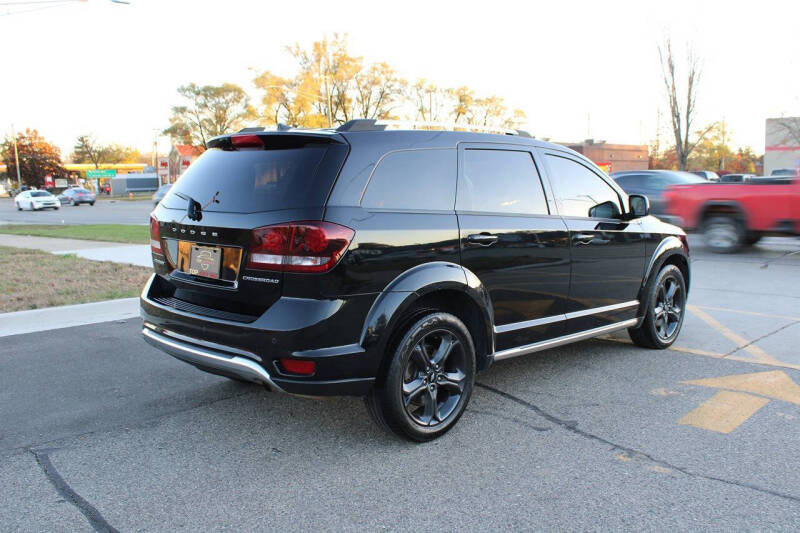2018 Dodge Journey Crossroad