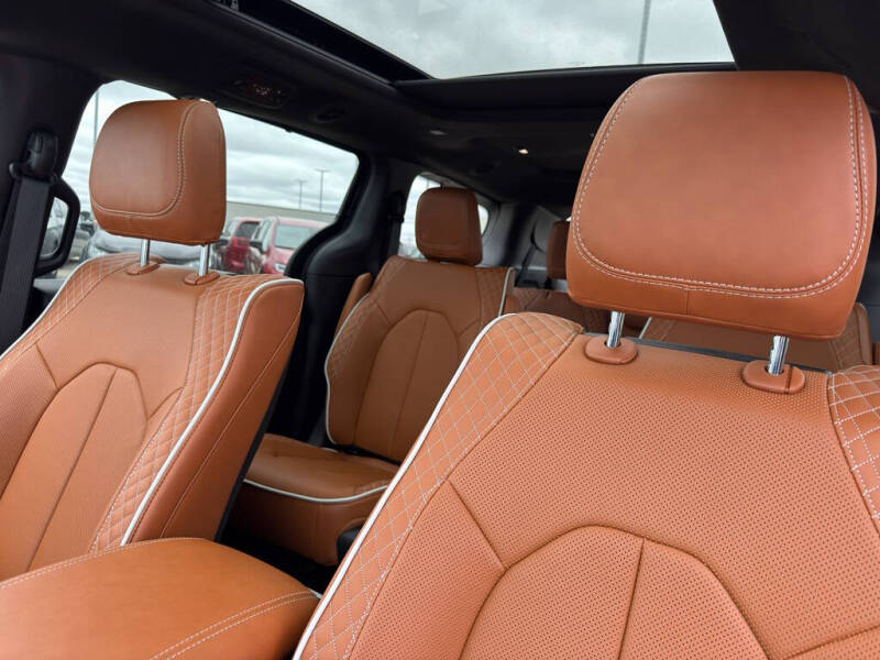 2026 Chrysler Pacifica Pinnacle