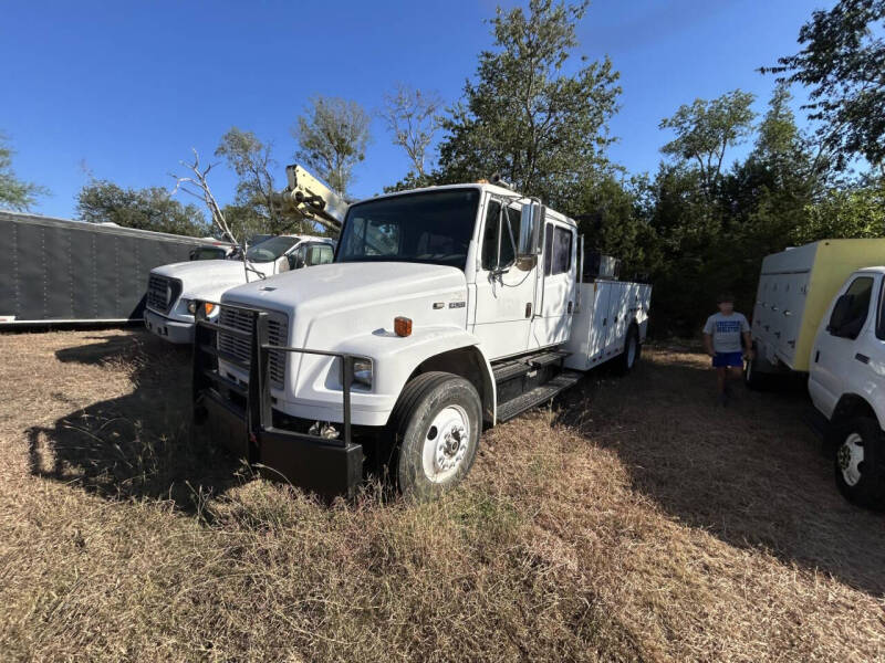 2002 Freightliner FL70