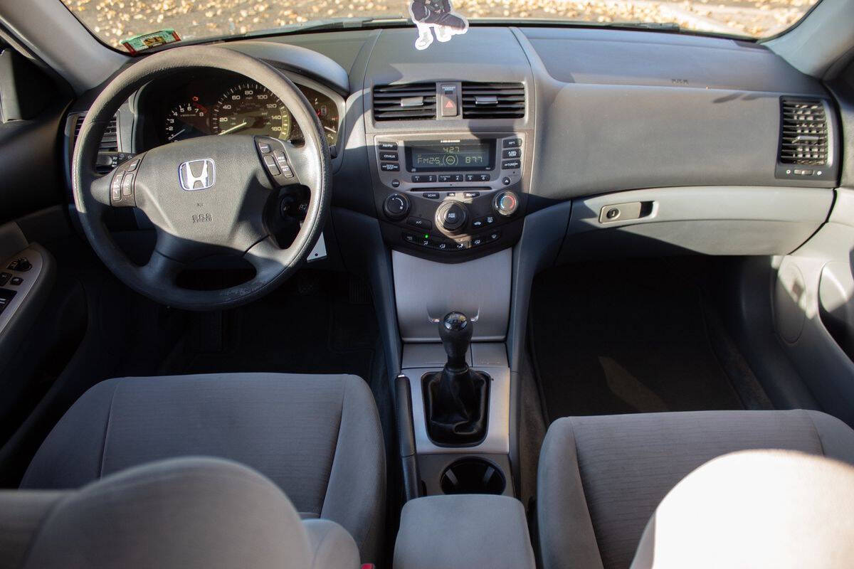 2007 Honda Accord for sale at Vrbo Motors in Linden, NJ