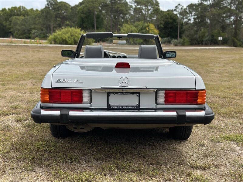 1987 Mercedes-Benz 560-Class 560 SL