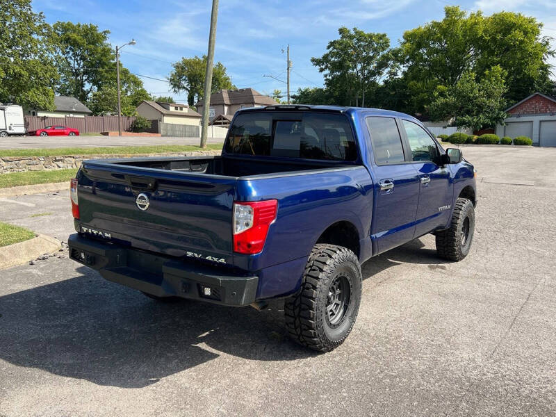 2021 Nissan Titan SV