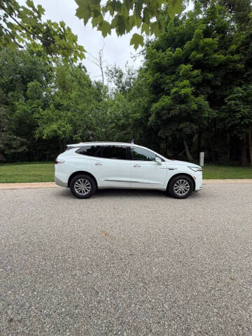 2023 Buick Enclave Essence